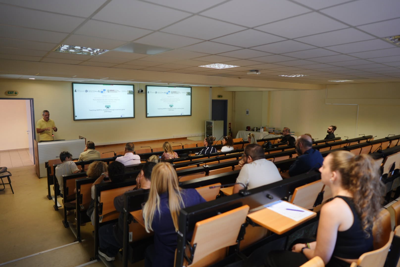 GDPrApp Multiplier Event, photograph 3